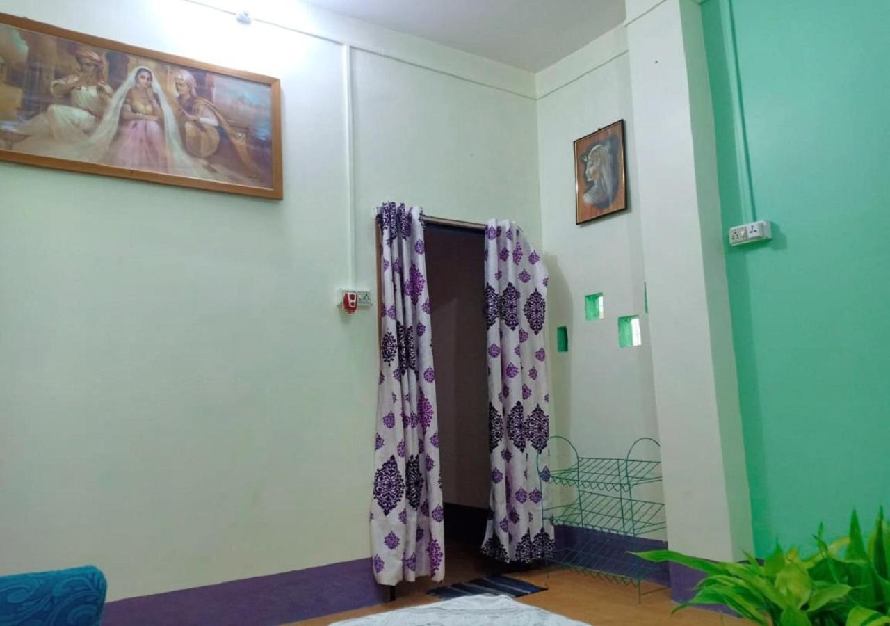 Dden Vennell Bnb -Metro Access- โกลกาตา ภายนอก รูปภาพ